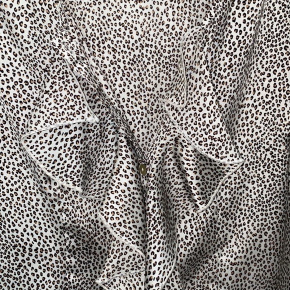 Work Blouse - Picture 3 of 4